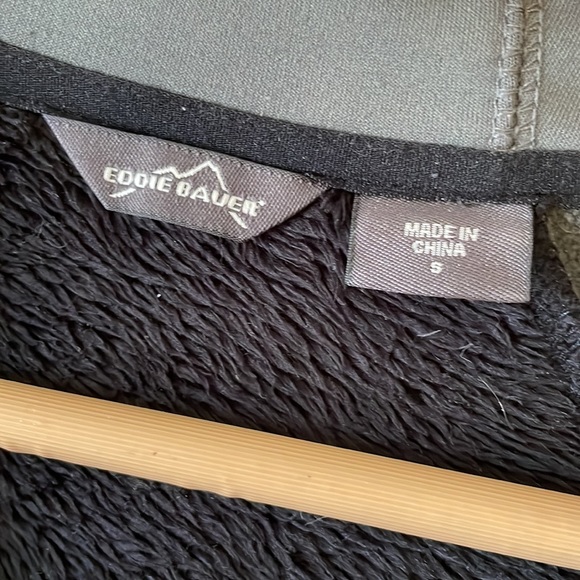 Eddie Bauer Fuzzy Fleece Zip Up - Picture 2 of 5